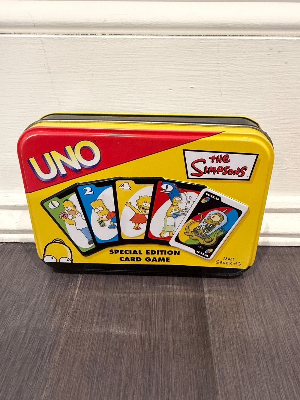 UNO RARE The Simpsons Special Edition Card Game - Yellow Tin
